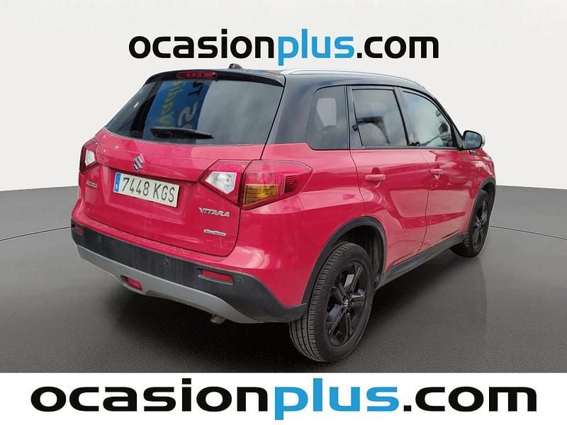 Usado Suzuki Vitara 140 CV (102 kW) 2018 Rojo SUV