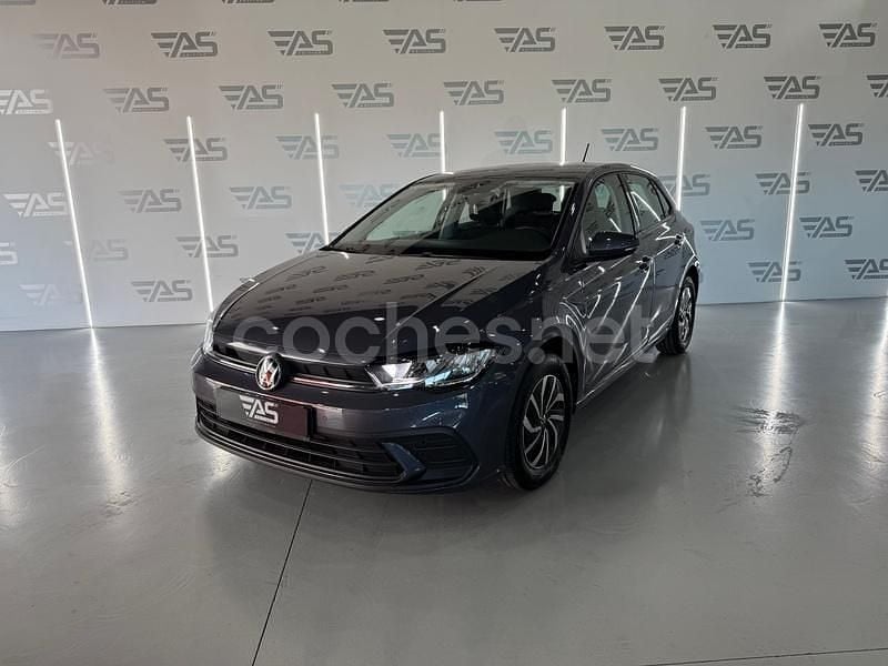 Azul Usado 2024 VW Polo Life Berlina | 19.500 € (Precio justo) - Imagen 1/4