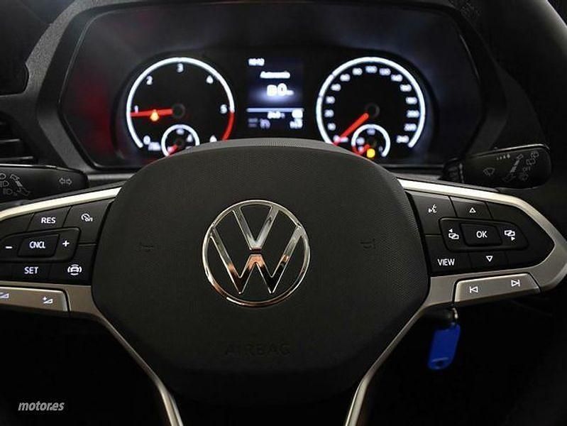 Usado VW Caddy 102 CV (75 kW) 2024 Azul Monovolumen