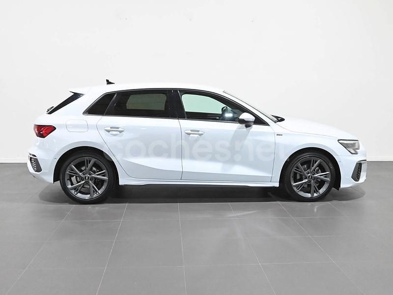 Usado Audi A3 S-Line 150 CV (110 kW) 2023 Blanco Berlina