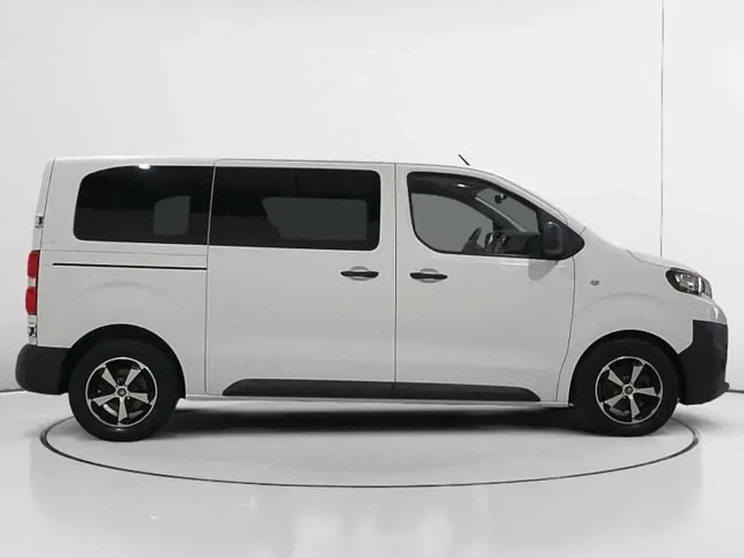 Usado Peugeot Expert 116 CV (85 kW) 2017 Blanco Van