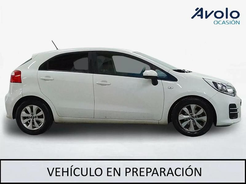 Usado Kia Rio 84 CV (61 kW) 2016