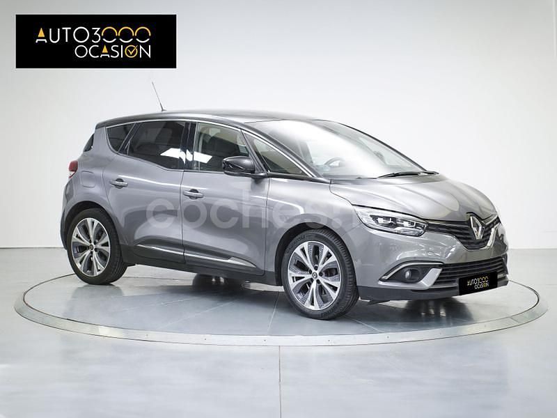 Usado Renault Scénic IV Zen 140 CV (102 kW) 2019 Gris / plata Monovolumen