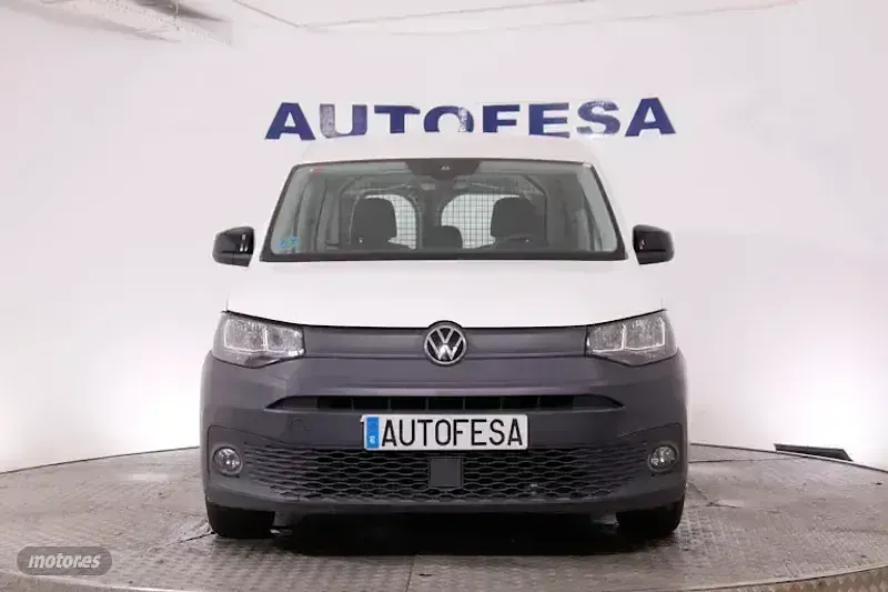 Usado VW Caddy 122 CV (89 kW) 2021 Blanco Monovolumen