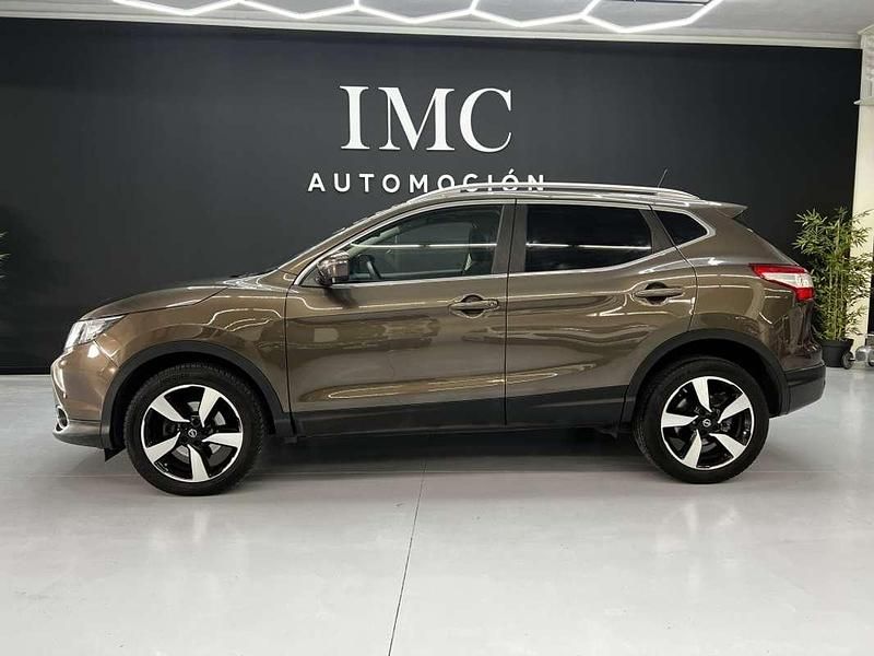 Usado Nissan Qashqai N-Vision 116 CV (85 kW) 2016 Marrón SUV