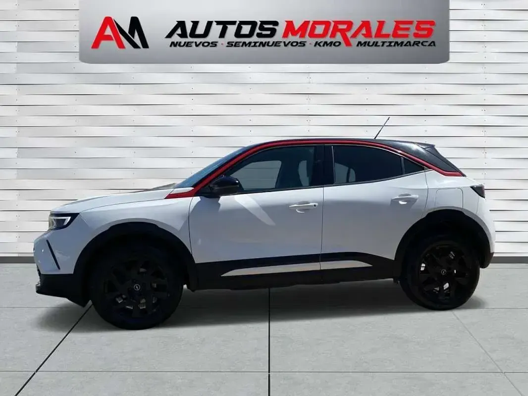 Usado Opel Mokka GS Line 131 CV (96 kW) 2022 Blanco SUV