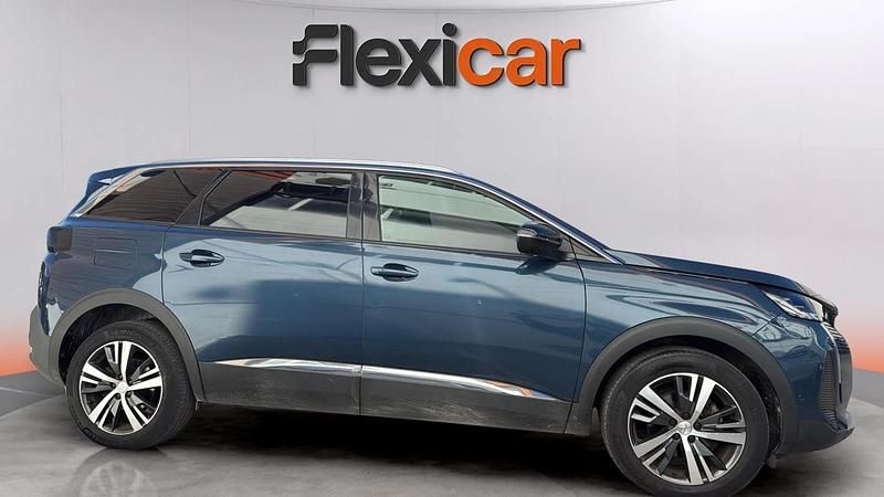 Usado Peugeot 5008 Allure 131 CV (96 kW) 2023 Azul SUV