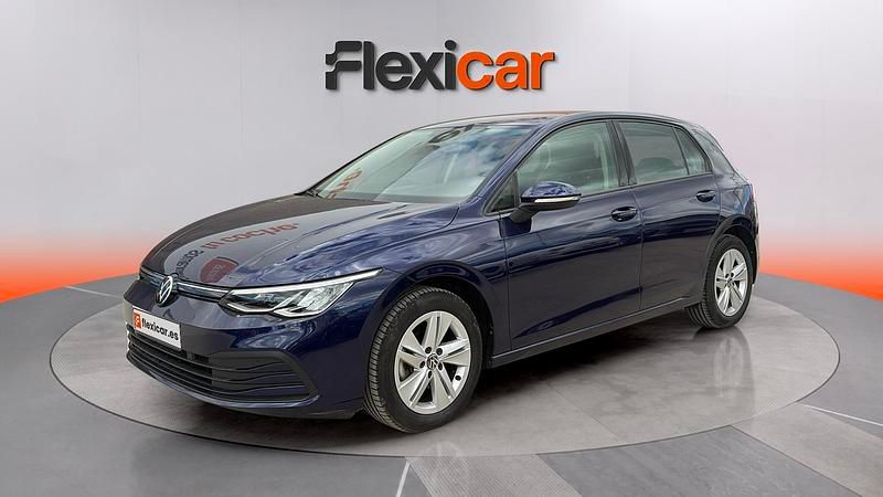 Usado VW Golf VII Life 131 CV (96 kW) 2021 Azul Utilitario