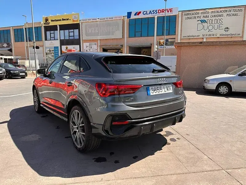 Usado Audi Q3 Sportback S-Line 150 CV (110 kW) 2022 Negro SUV