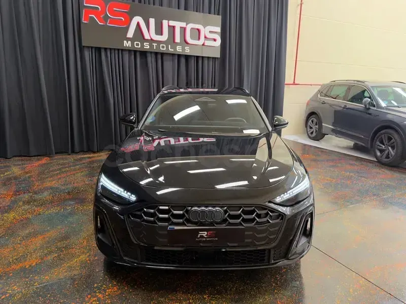 Usado Audi A5 S-Line 204 CV (150 kW) 2025 Negro Familiar