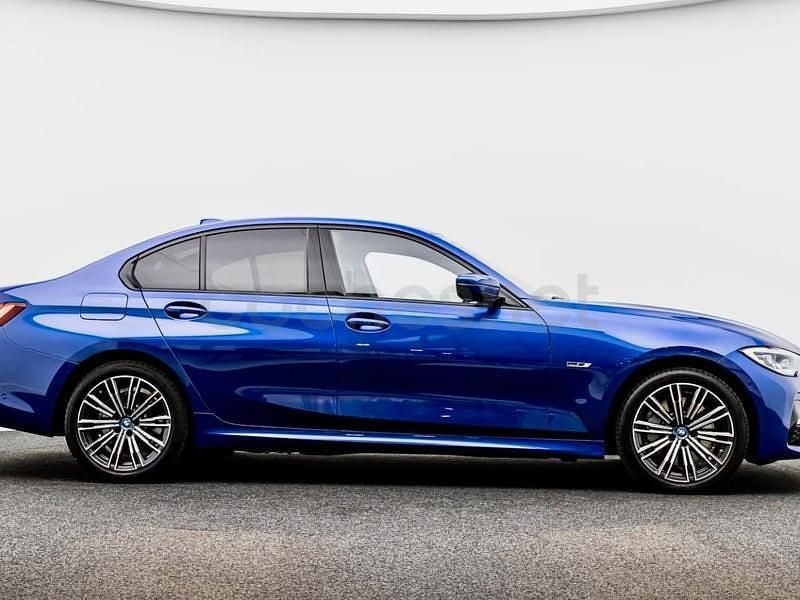 Usado BMW 330e M Sport 292 CV (214 kW) 2022 Azul Berlina