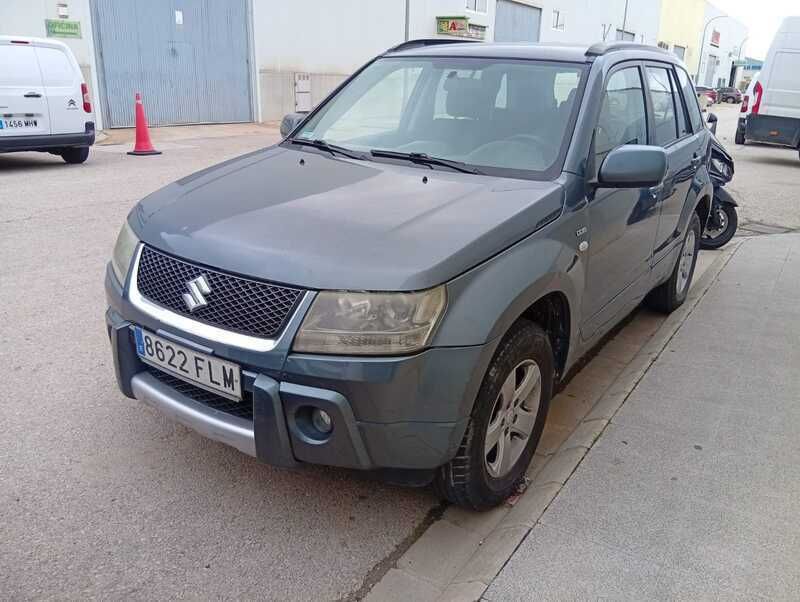 Gris Usado 2007 Suzuki Grand Vitara SUV | 9500 € (Precio justo) - Imagen 1/4