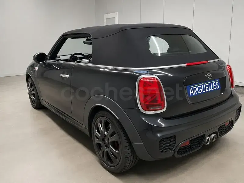 Usado Mini John Cooper Works Cabriolet 231 CV (169 kW) 2020 Negro Descapotable