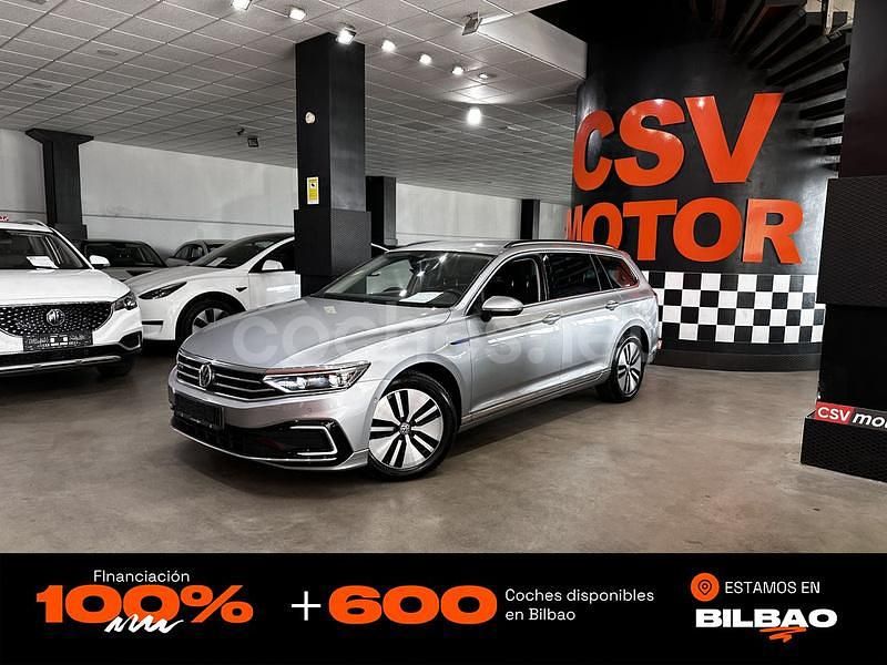 Gris / plata Usado 2020 VW Passat GTE Familiar | 20.850 € (Precio justo) - Imagen 1/4