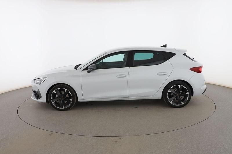 Usado Cupra Leon 150 CV (110 kW) 2024 Blanco Utilitario