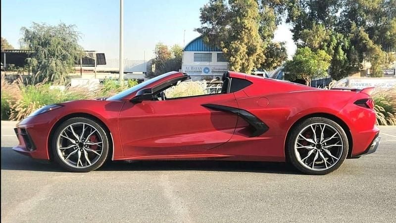 Usado Chevrolet Corvette 508 CV (373 kW) 2023 Burdeos Descapotable