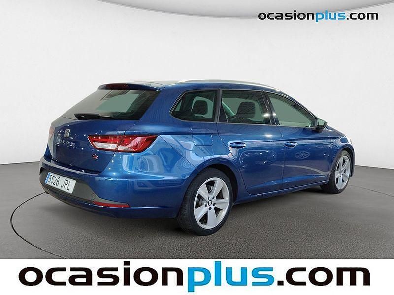 Usado Seat Leon FR 150 CV (110 kW) 2016 Azul Monovolumen