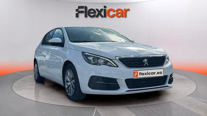 Usado Peugeot 308 Business-Line 100 HP (73 kW) 2020 Sedan