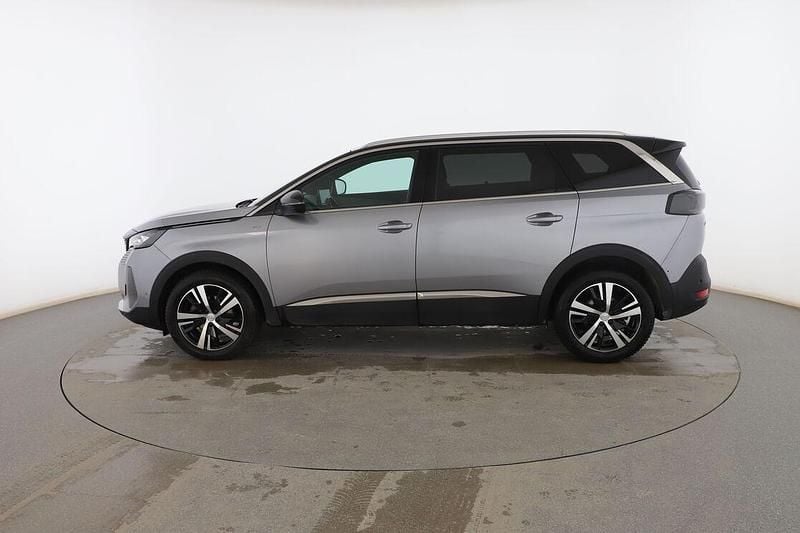 Usado Peugeot 5008 GT 131 CV (96 kW) 2023 Gris SUV