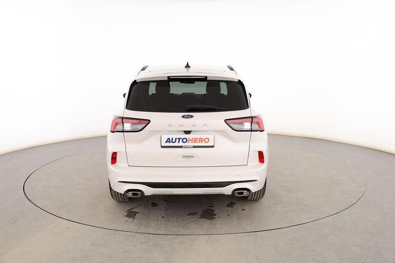 Begagnad Ford Kuga ST-Line X 150 HK (110 kW) 2020 Vit SUV