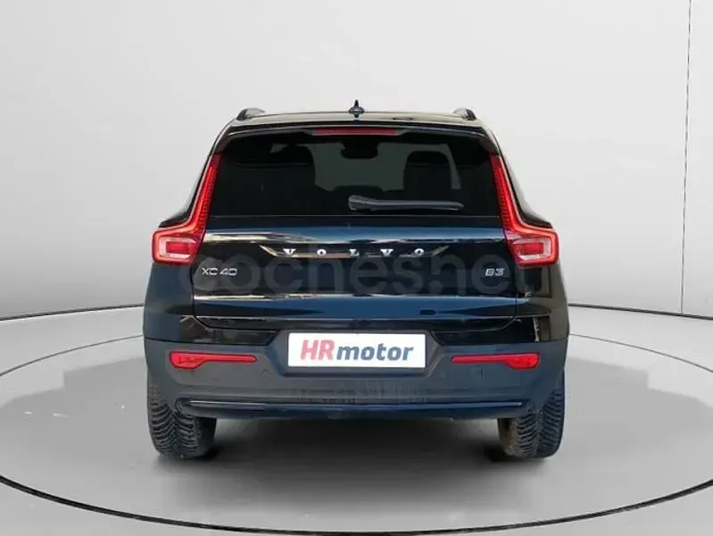 Usado Volvo XC40 Plus 211 CV (155 kW) 2023 Negro SUV