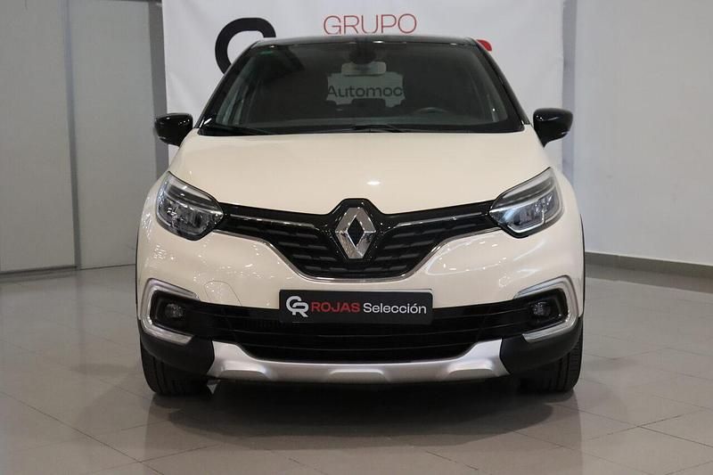 Usado Renault Captur Zen 90 CV (66 kW) 2019 Crema / negro SUV