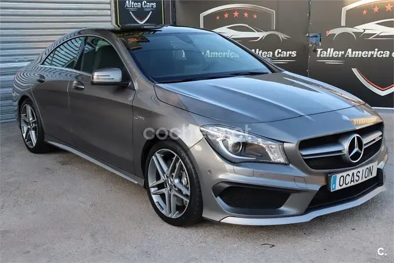 Usado Mercedes CLA45 AMG AMG 360 CV (264 kW) 2015 Gris / plata Coupe