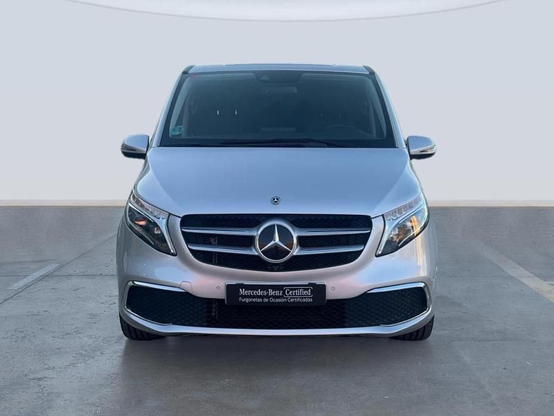 Usado Mercedes V300 239 CV (175 kW) 2021 Gris plata Monovolumen