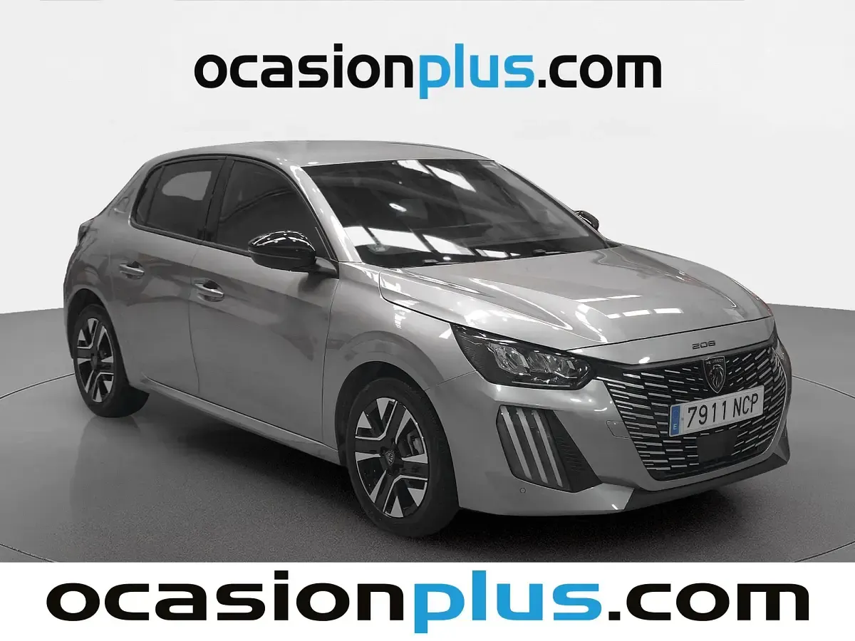 Usado Peugeot 208 Allure 100 CV (73 kW) 2025 Utilitario