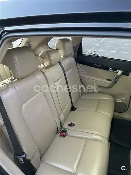 Usado Chevrolet Captiva 150 CV (110 kW) 2007 Negro SUV