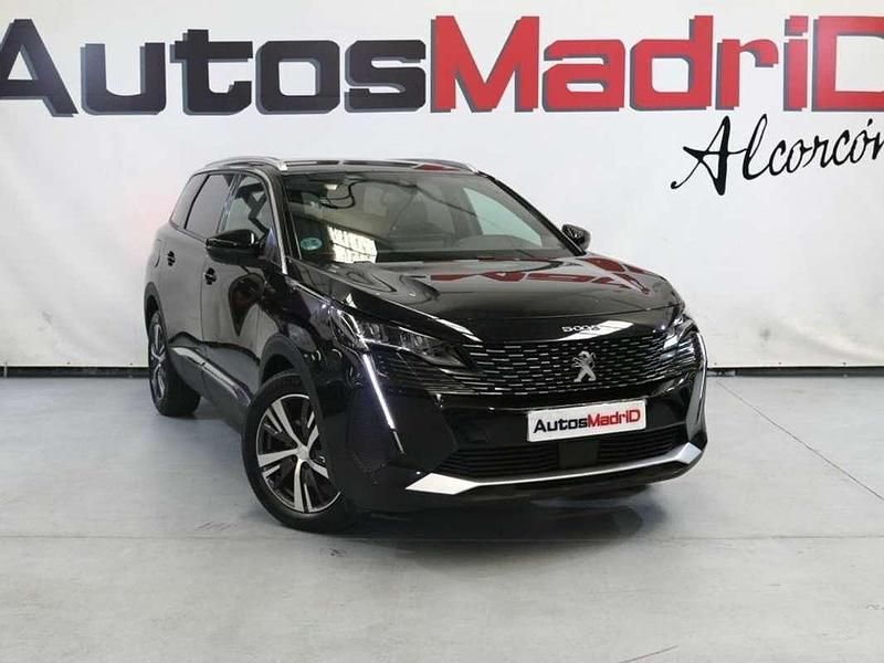 Gris / plata Usado 2024 Peugeot 5008 Allure Monovolumen | 25.490 € (Buen precio) - Imagen 1/4