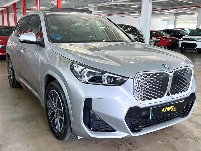 Usado BMW iX1 M Sport 150 kW (204 CV) 2024 Gris SUV