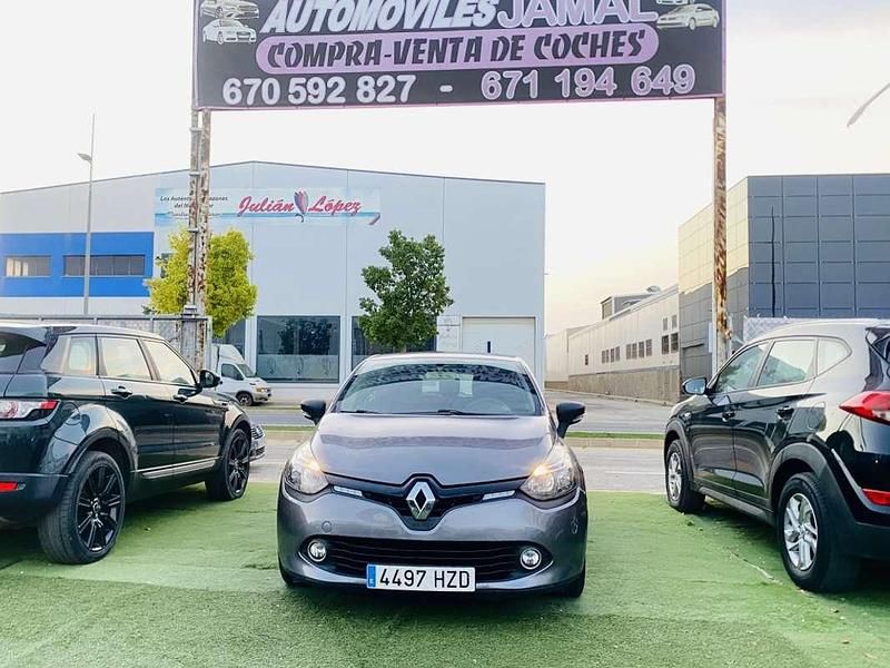 Usado Renault Clio GrandTour Expression 75 CV (55 kW) 2014 Gris Familiar
