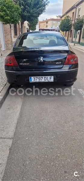 Usado Peugeot 407 Sport 136 CV (100 kW) 2005 Negro Berlina