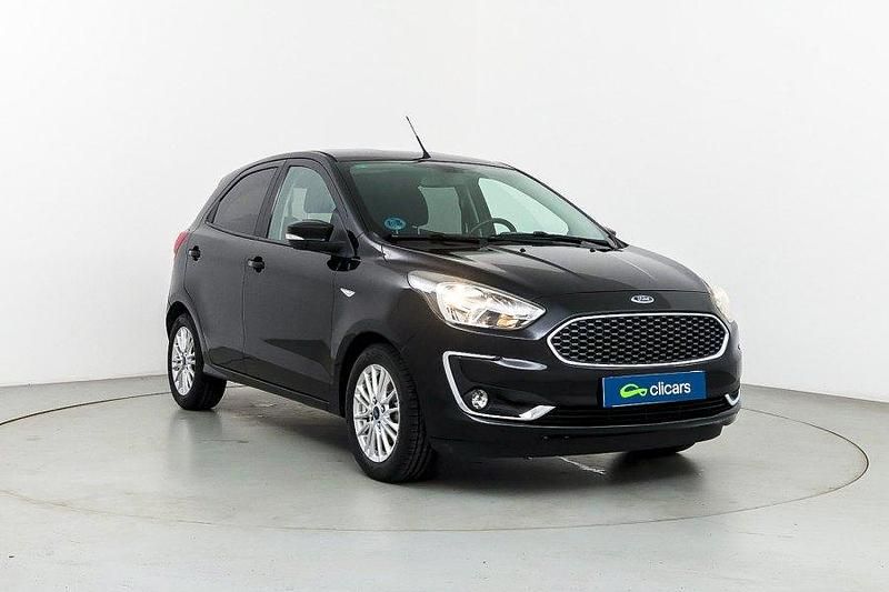 Usado Ford Ka Plus Ultimate 85 CV (62 kW) 2019 Negro Utilitario