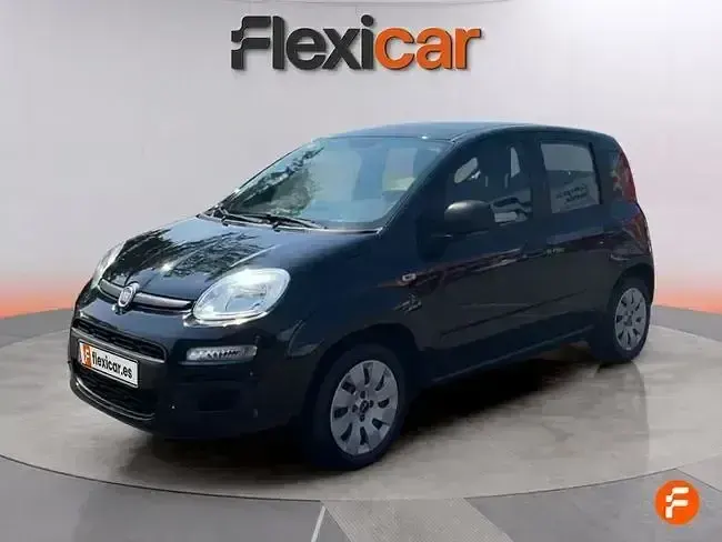 Usado Fiat Panda Easy 69 CV (50 kW) 2016 Negro Utilitario