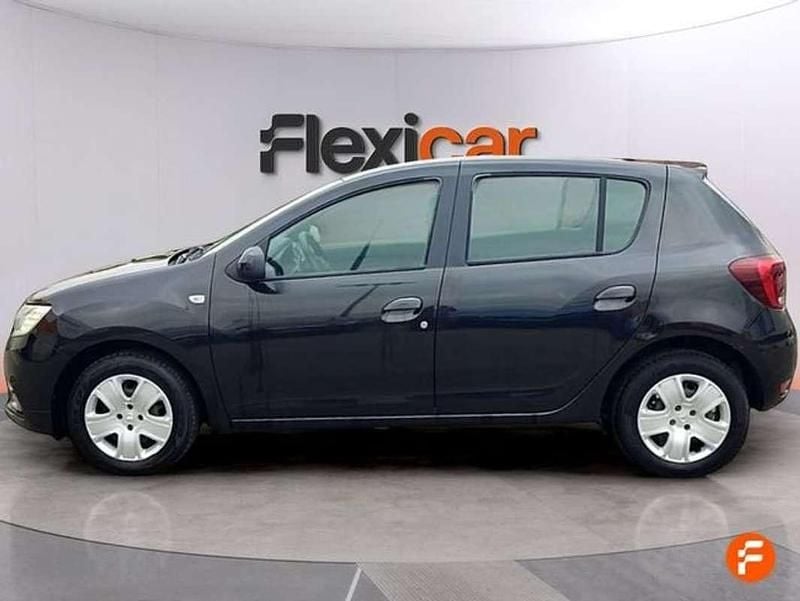 Usado Dacia Sandero Lauréate 90 CV (66 kW) 2017 Negro Utilitario