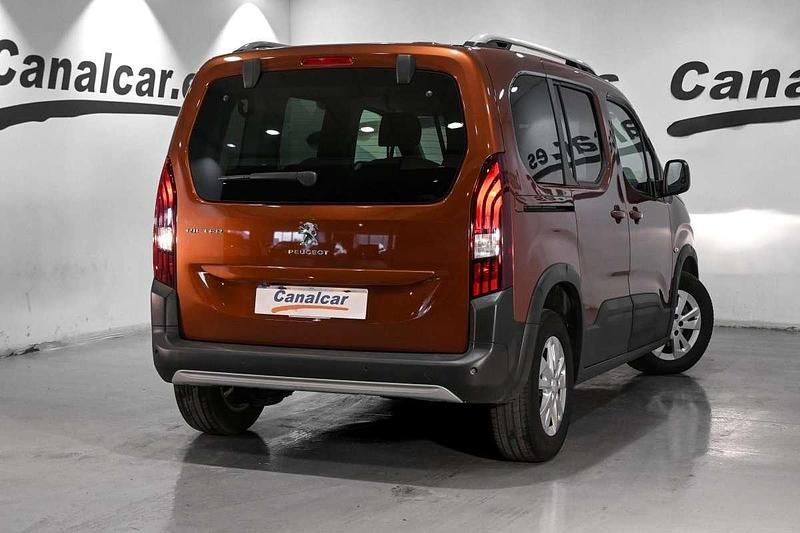 Usado Peugeot Rifter Allure 131 CV (96 kW) 2020 Marrón Monovolumen