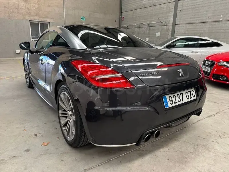 Usado Peugeot RCZ 163 CV (119 kW) 2010 Gris / plata Coupe
