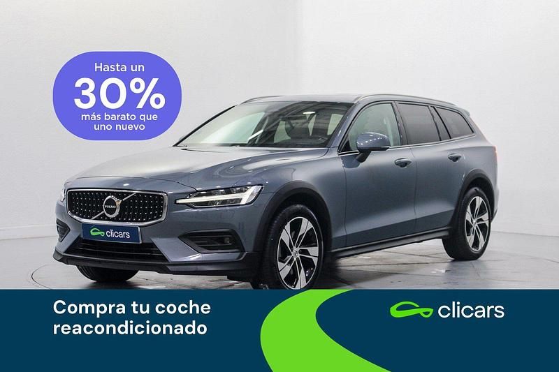 Usado Volvo V60 CC Ultimate 197 CV (144 kW) 2022 Gris / plata Familiar