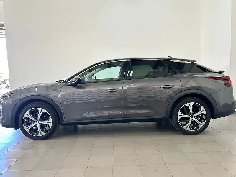 Usado Citroën C5 X PureTech 130 CV (95 kW) 2024 Gris / plata Familiar