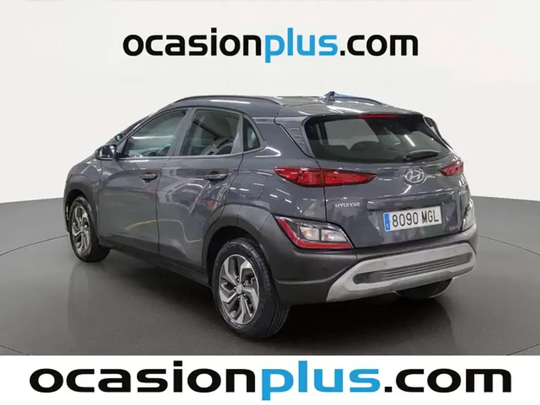 Usado Hyundai Kona 141 CV (103 kW) 2023 Gris SUV