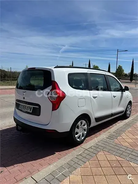 Usado Dacia Lodgy Comfort 102 CV (75 kW) 2018 Blanco Monovolumen