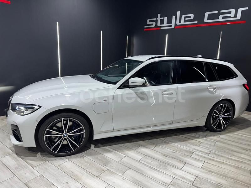 Usado BMW 330e 292 CV (214 kW) 2021 Blanco Familiar