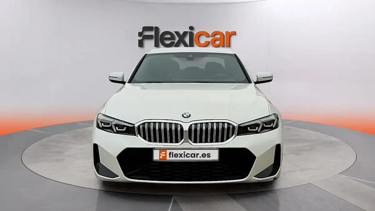 Usado BMW 318 150 CV (110 kW) 2025 Blanco Berlina