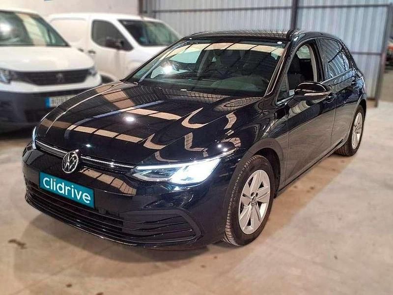 Usado VW Golf VIII Life 116 CV (85 kW) 2020 Negro Utilitario