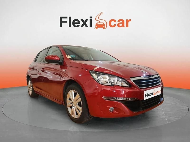 Usado Peugeot 308 Style 111 CV (81 kW) 2016 Rojo Berlina