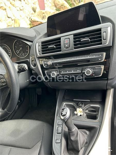 Usado BMW 116 116 CV (85 kW) 2016 Gris / plata Utilitario