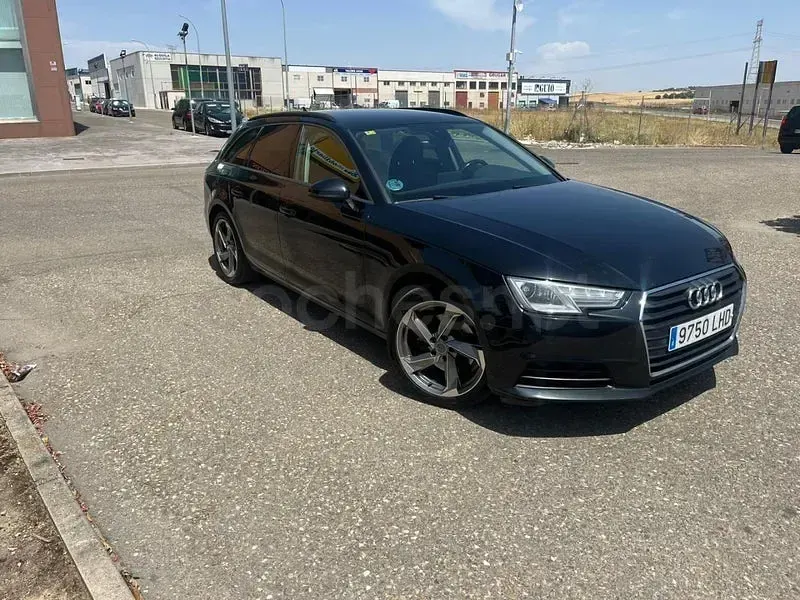Usado Audi A4 Design 150 CV (110 kW) 2016 Negro Familiar