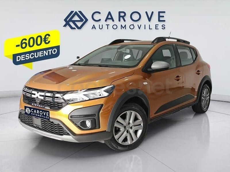Usado Dacia Sandero Essentiel 91 CV (66 kW) 2023 Naranja Berlina